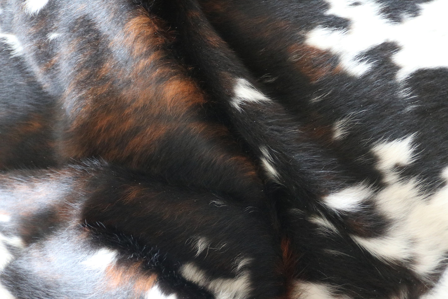 200617 - Cowhide Rug - Quebecuir Premium Collection