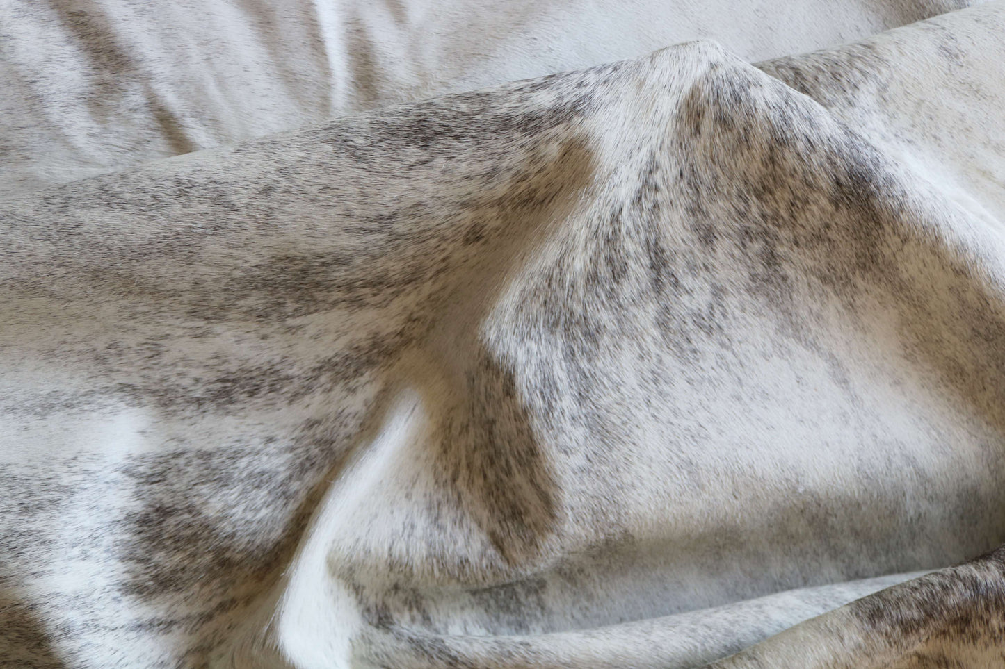 98260- BIG SIZE XXXL Cowhide Rug - Quebecuir Premium Collection