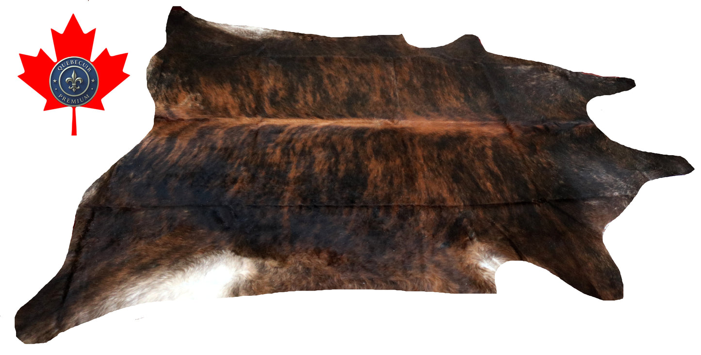 200042 - Cowhide Rug Tapis Peau de Vache SUPER BIG SIZE XXXL - Collection Quebecuir Premium