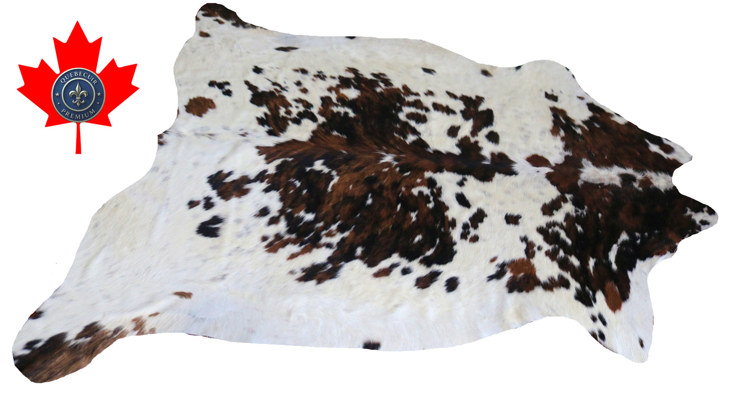 200217 - Cowhide Rug Tapis Peau de Vache -Collection Quebecuir Premium TRICOLOR
