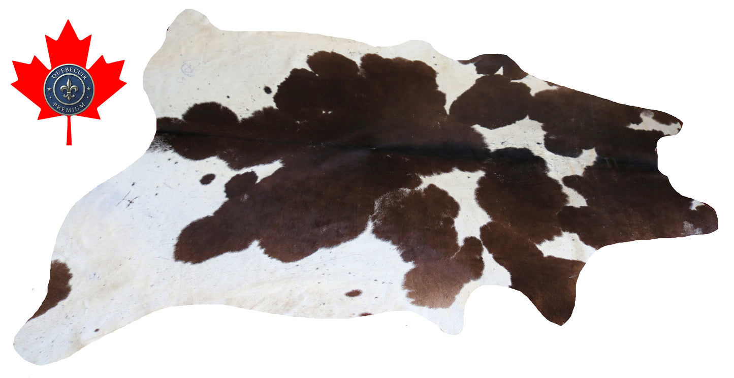 200436 - Cowhide Rug Tapis Peau de Vache Collection Quebecuir Premium