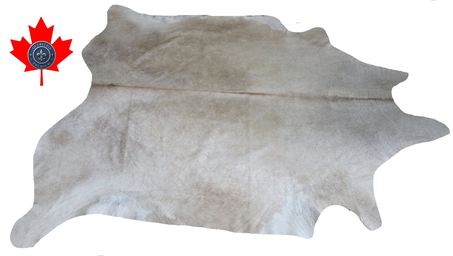 300089 - Cowhide Rug Tapis Peau de Vache Collection Quebecuir Premium