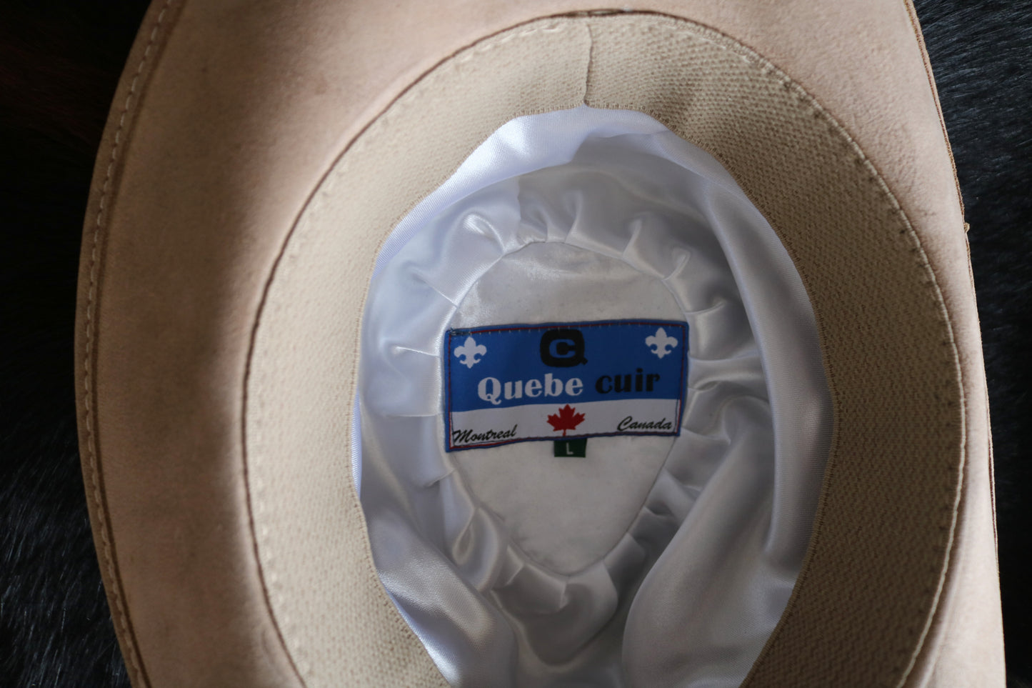 99110- Chapeau Hat Collection Quebecuir Premium