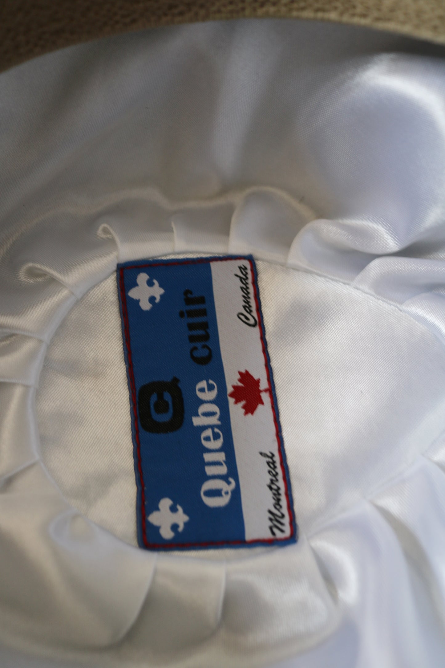 99125- Chapeau Hat Collection Quebecuir Premium