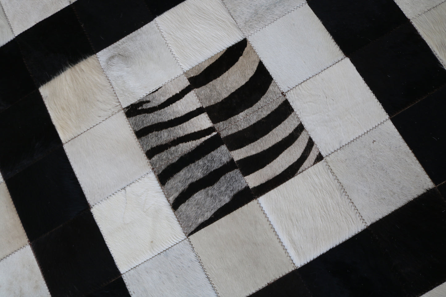 99384 Cowhide rug Patchwork Collection Quebecuir Premium