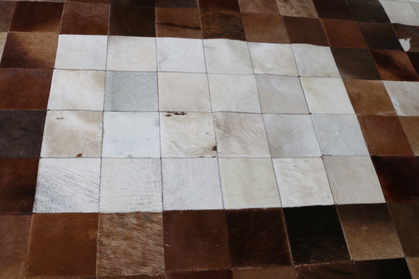 99392 Cowhide rug Patchwork Collection Quebecuir Premium