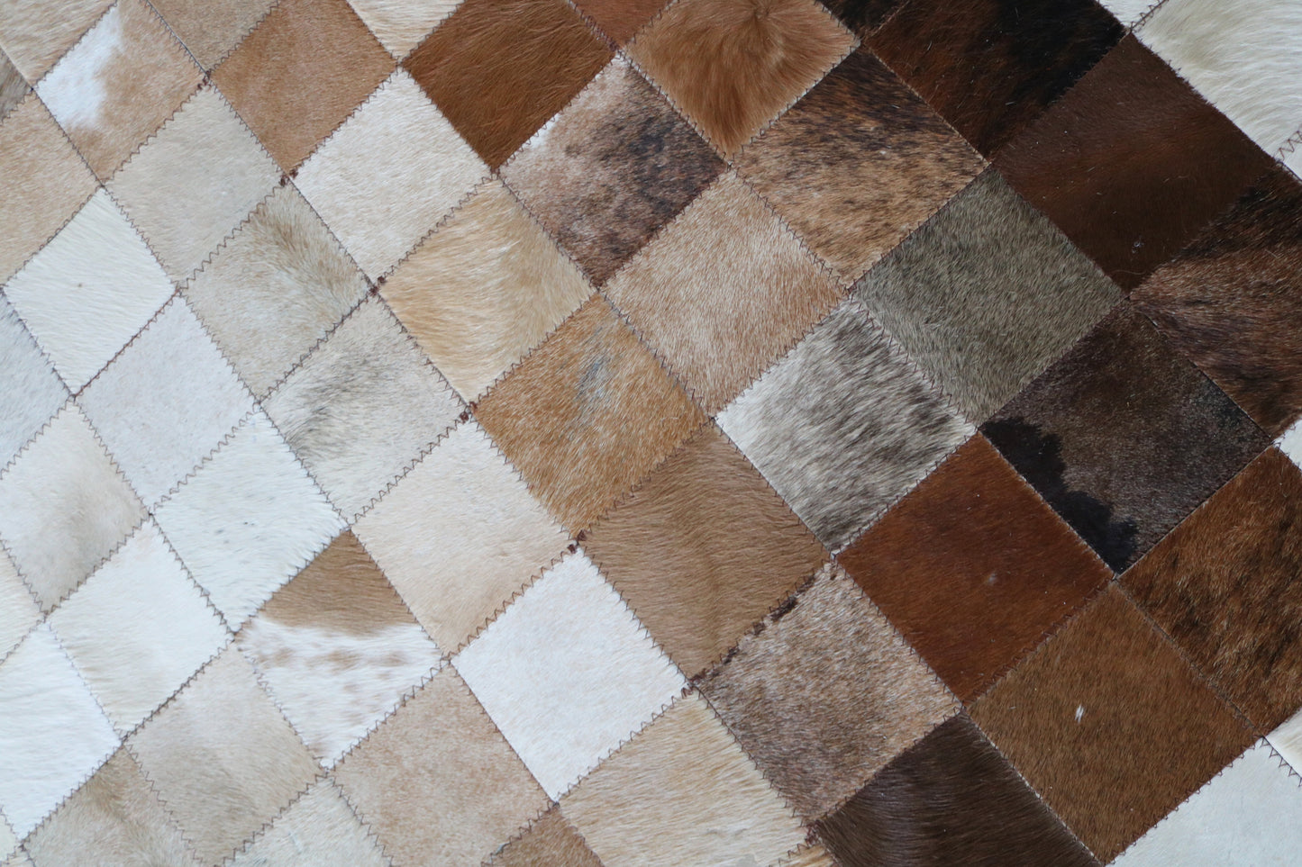 99393 Cowhide rug Patchwork Collection Quebecuir Premium