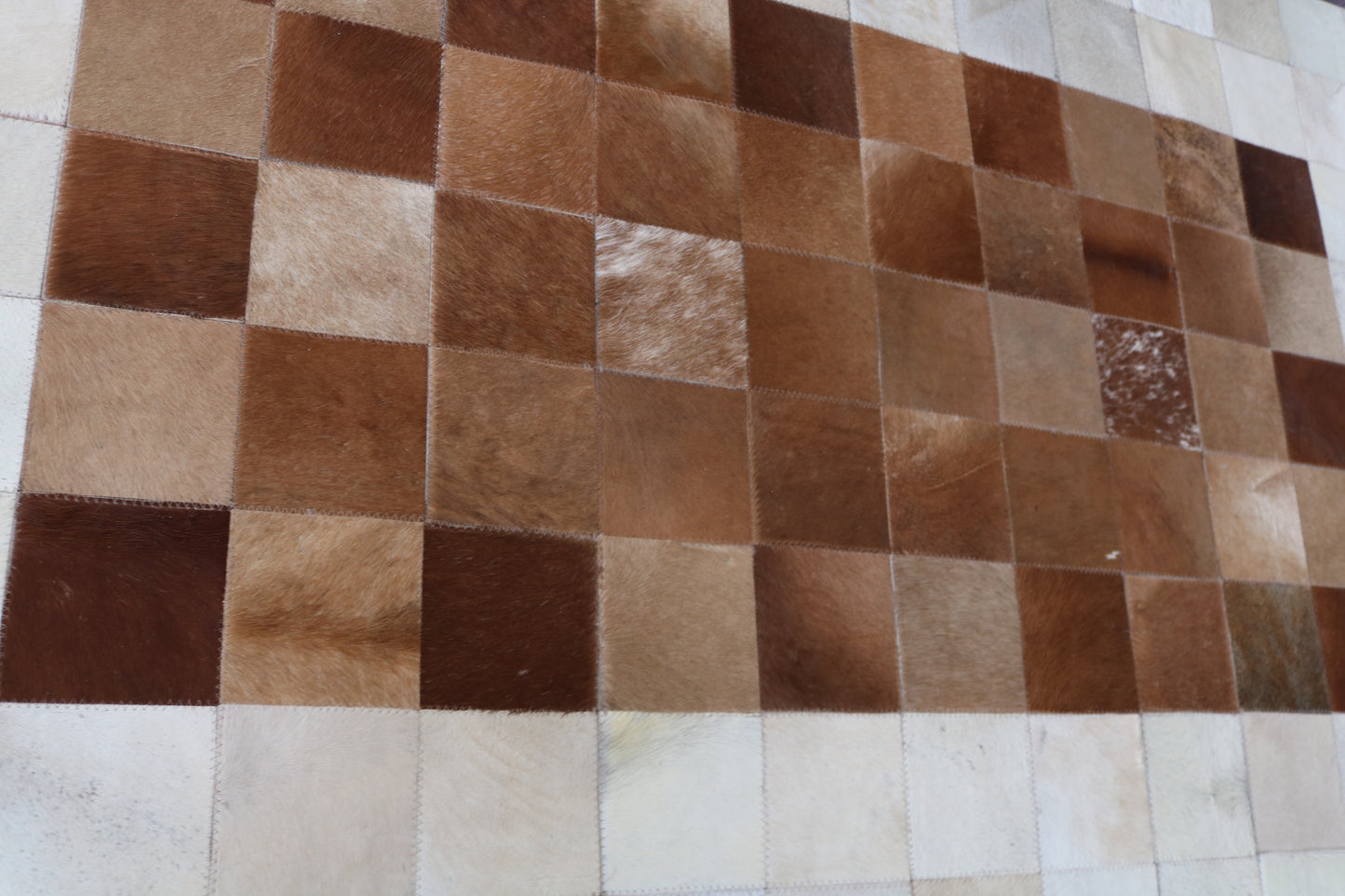 99406 Cowhide rug Patchwork Collection Quebecuir Premium
