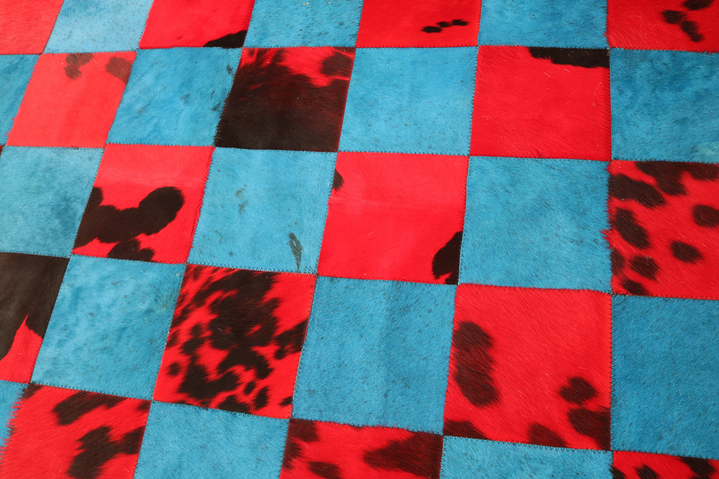 99427 Cowhide rug Patchwork Collection Quebecuir Premium