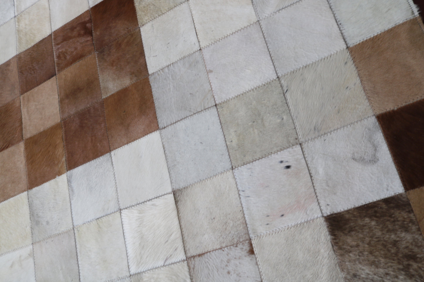 99436 Cowhide rug Patchwork Collection Quebecuir Premium