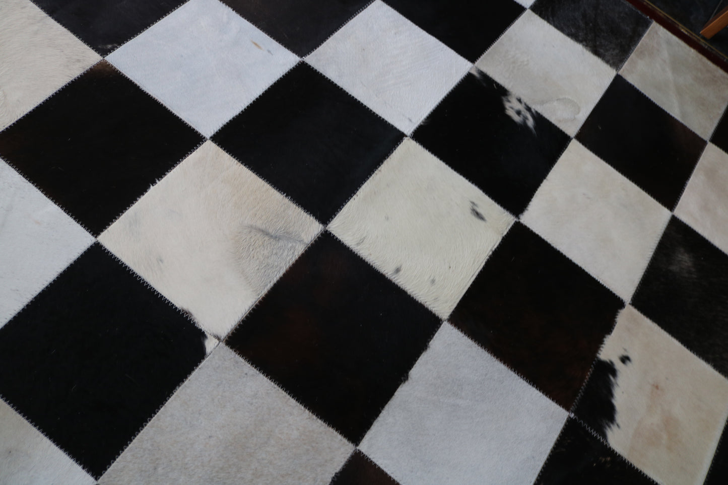 99472 Cowhide rug Patchwork Collection Quebecuir Premium