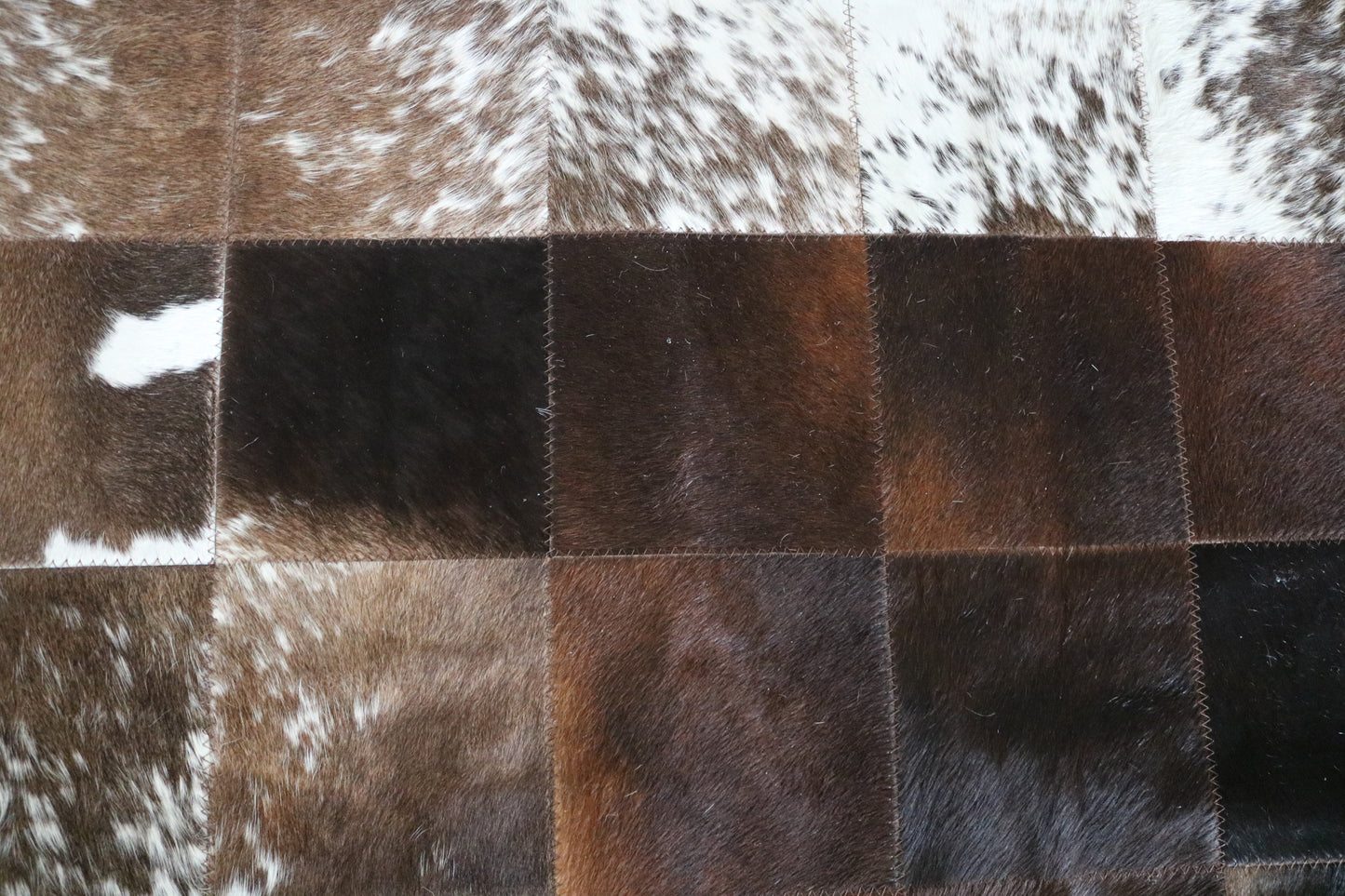 99615 Cowhide rug Patchwork Collection Quebecuir Premium BIG SIZE XXL