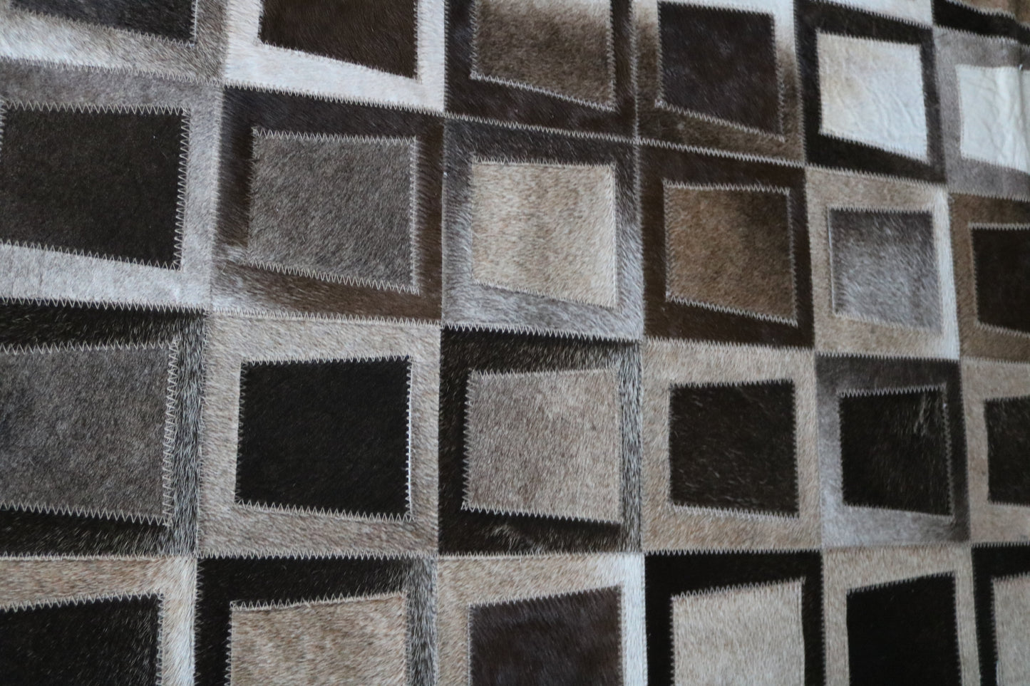 99626 Cowhide rug Patchwork Collection Quebecuir Premium BIG SIZE XXL