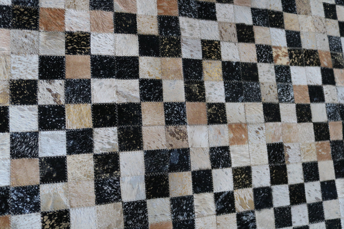 99633 Cowhide rug Patchwork Collection Quebecuir Premium BIG SIZE XXL