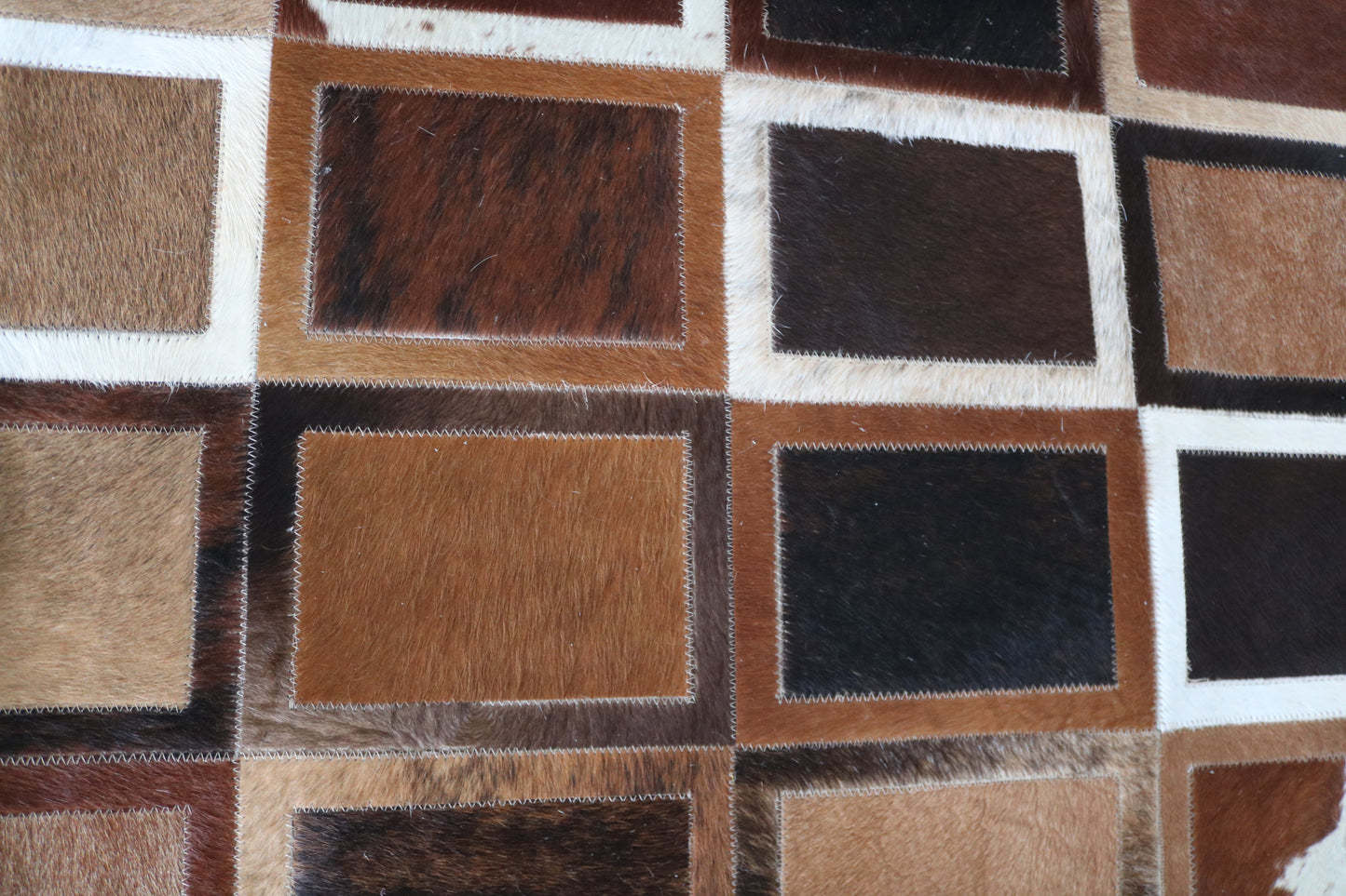 99742 Cowhide rug Patchwork Collection Quebecuir Premium