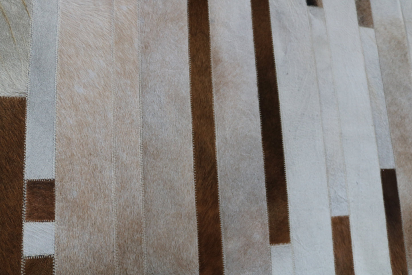 99777 Cowhide rug Patchwork Collection Quebecuir Premium BIG SIZE XXL