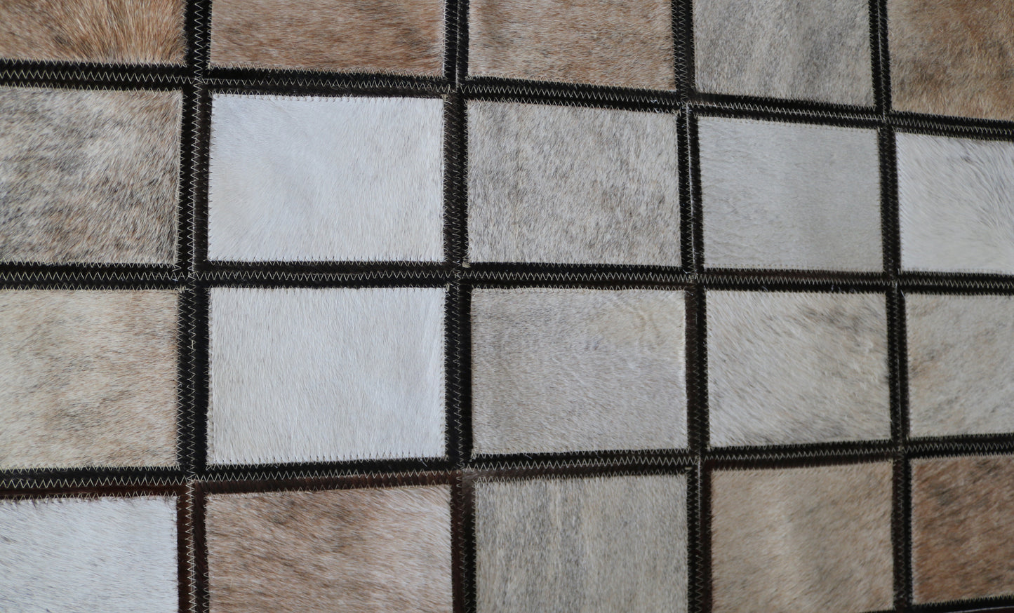 99796 Cowhide rug Patchwork Collection Quebecuir Premium