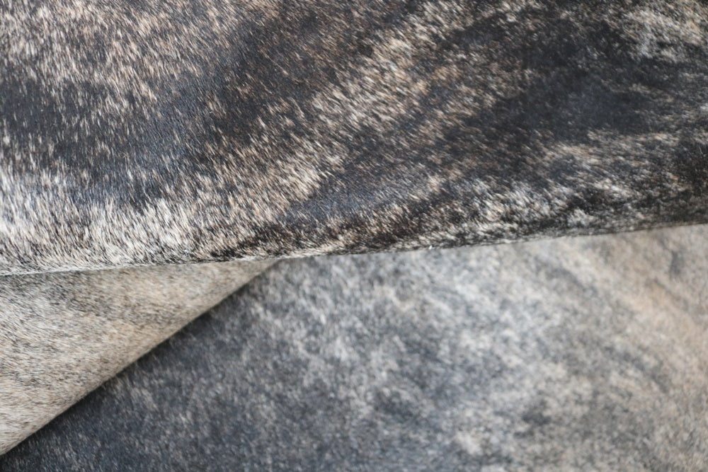 98182 - Cowhide Rug Tapis Peau de Vache BRINDLE LIGHT BIG SIZE XXXL - Collection Quebecuir Premium