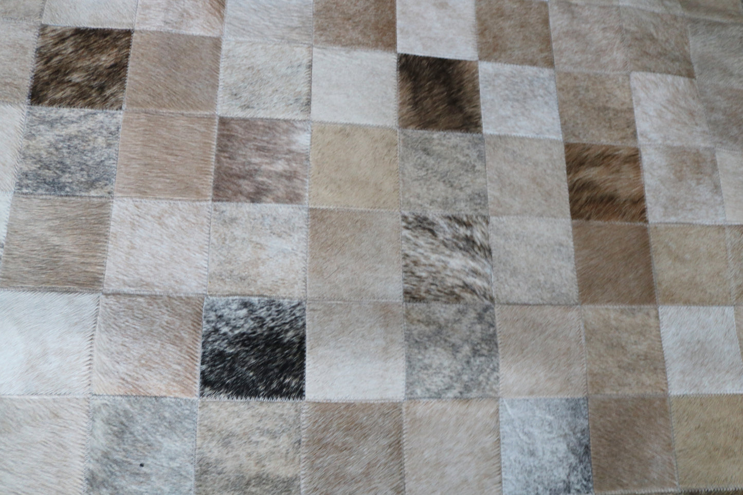 99867 Cowhide rug Patchwork Collection Quebecuir Premium SUPER BIG SIZE XXXL