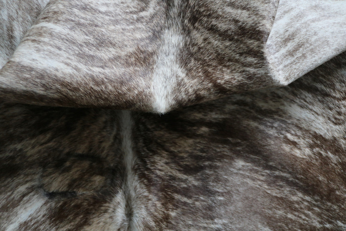 99871 Cowhide rug TRICOLOR Collection Quebecuir Premium