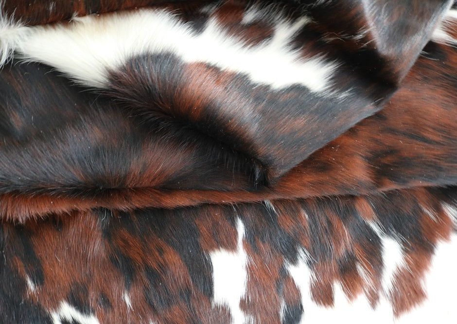 98245 - Cowhide Rug Tapis Peau de Vache SUPER BIG SIZE XXXL TRICOLOR - Collection Quebecuir Premium