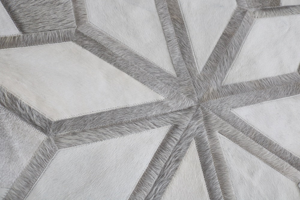 98278 Cowhide rug patchwork Collection Quebecuir Premium MANDALA ROUND GREY