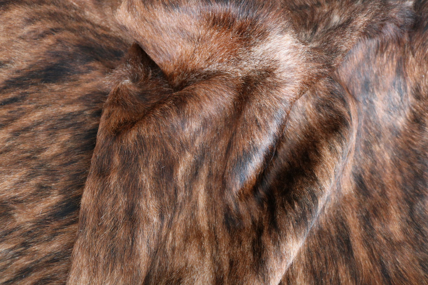 98433 - Cowhide Rug Tapis Peau de Vache BIG SIZE BRINDLE XXL - Collection Quebecuir Premium