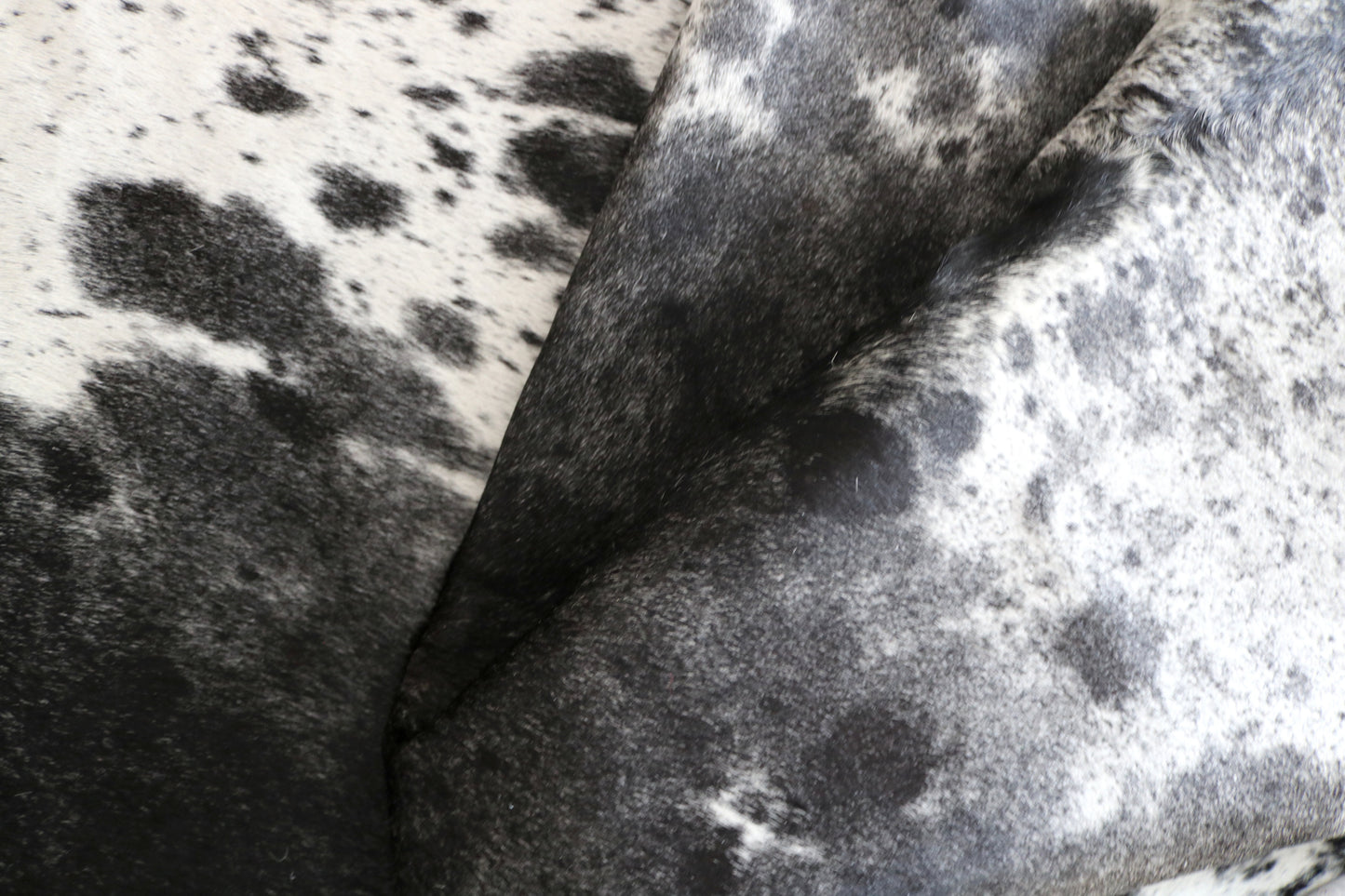 200582 Cowhide rug Collection Quebecuir Premium