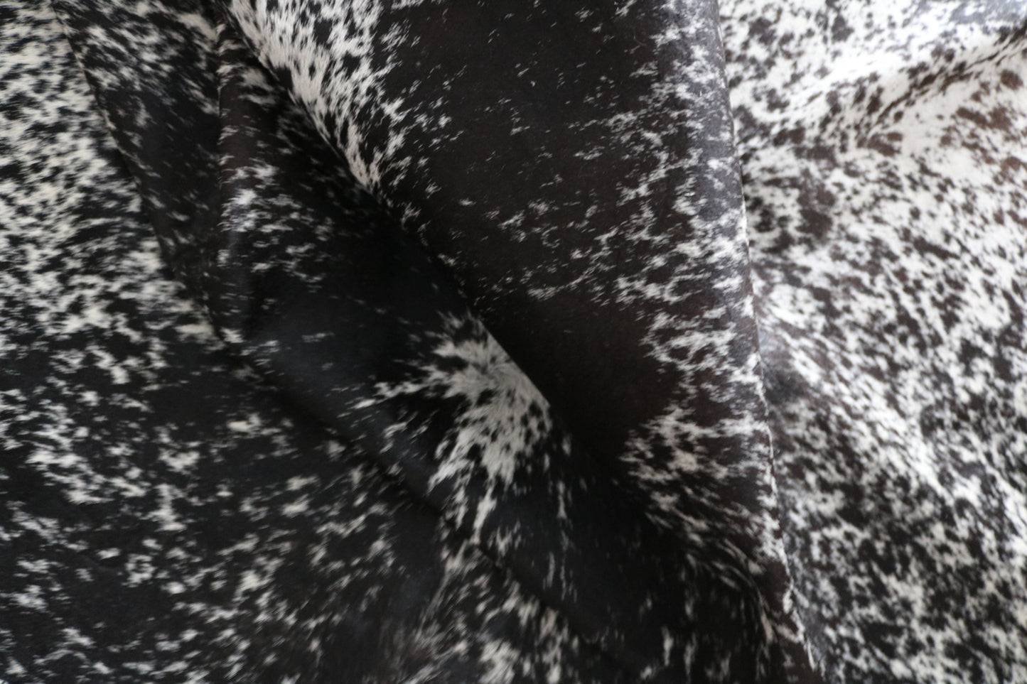 100039 Cowhide rug Collection Quebecuir Premium