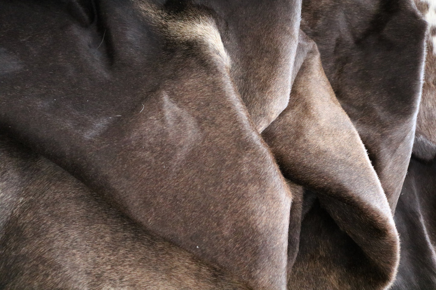 98463- Cowhide Rug Tapis Peau de Vache BIG SIZE XXL - Collection Quebecuir Premium