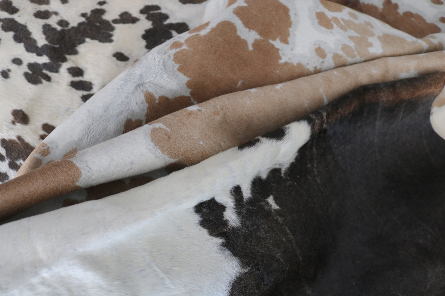 98483 - Cowhide Rug Tapis Peau de Vache S BIG SIZE XXXL - Collection Quebecuir Premium