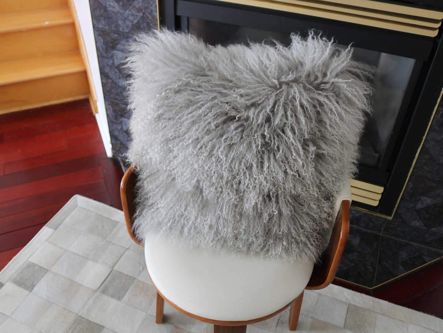 98493 Pillow Tibetan Lamb Fur GREY Collection Quebecuir Premium