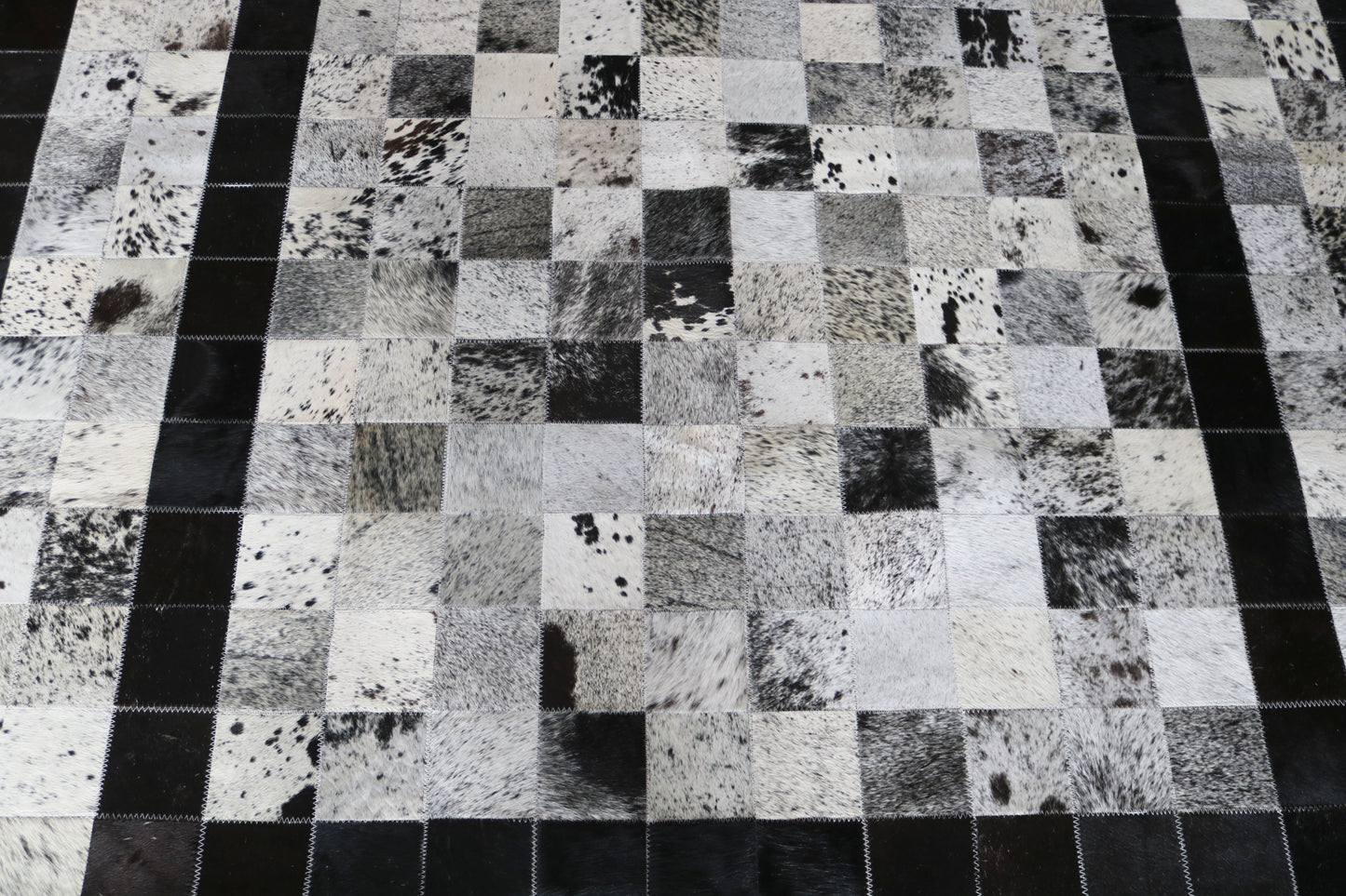 100115 Cowhide rug patchwork Collection Quebecuir Premium SUPER BIG SIZE XXXL