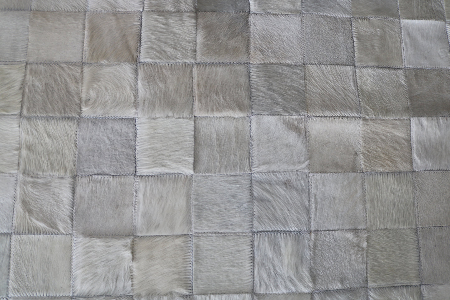 301136 Cowhide Patchwork Rug IVORY Collection Quebecuir Premium