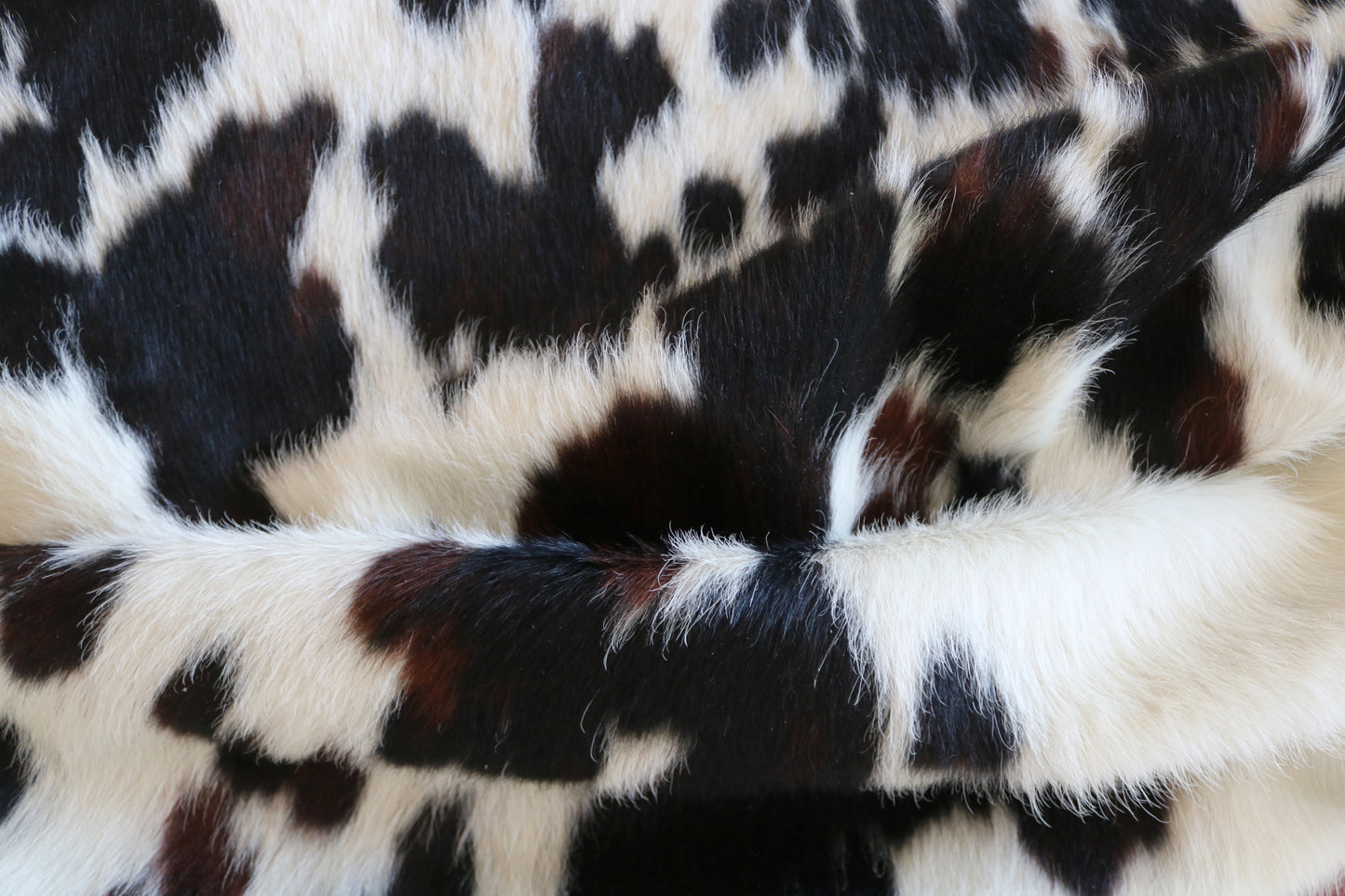 200615 -   Cowhide Rug - Quebecuir Premium Collection