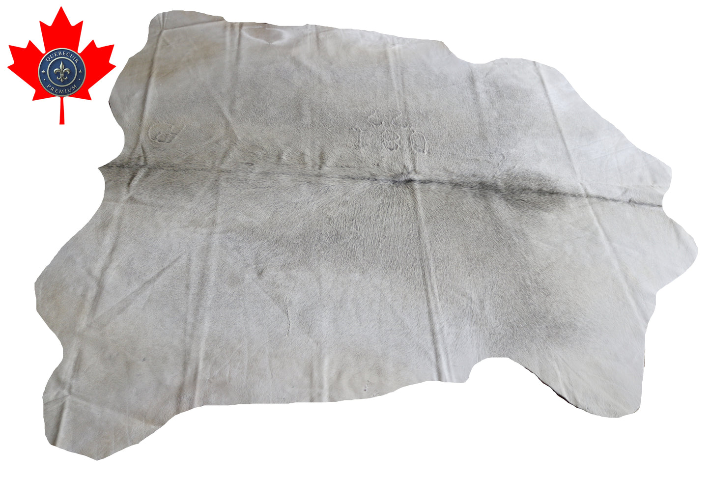 200619 -   Cowhide Rug - Quebecuir Premium Collection