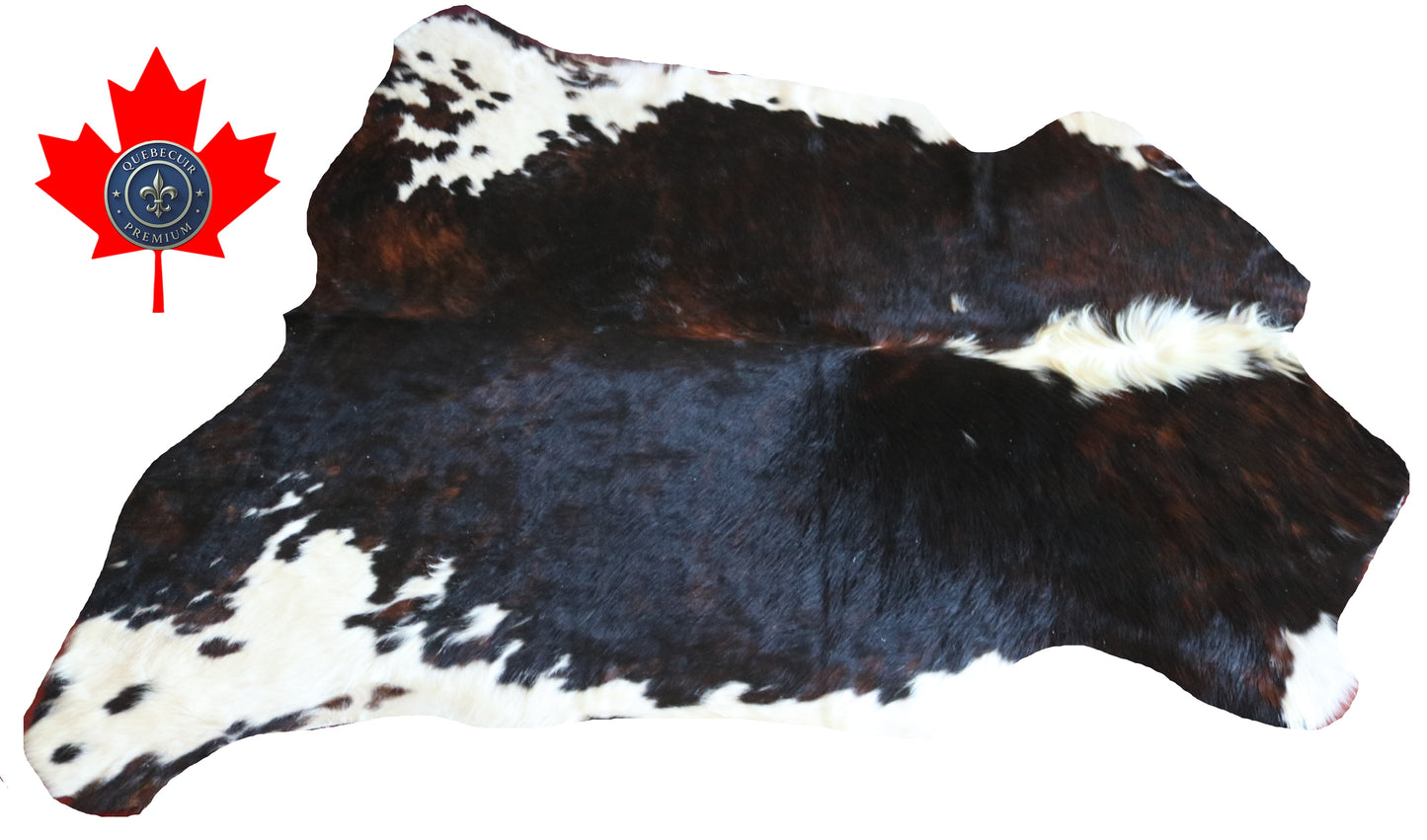 200628 -   Cowhide Rug - Quebecuir Premium Collection