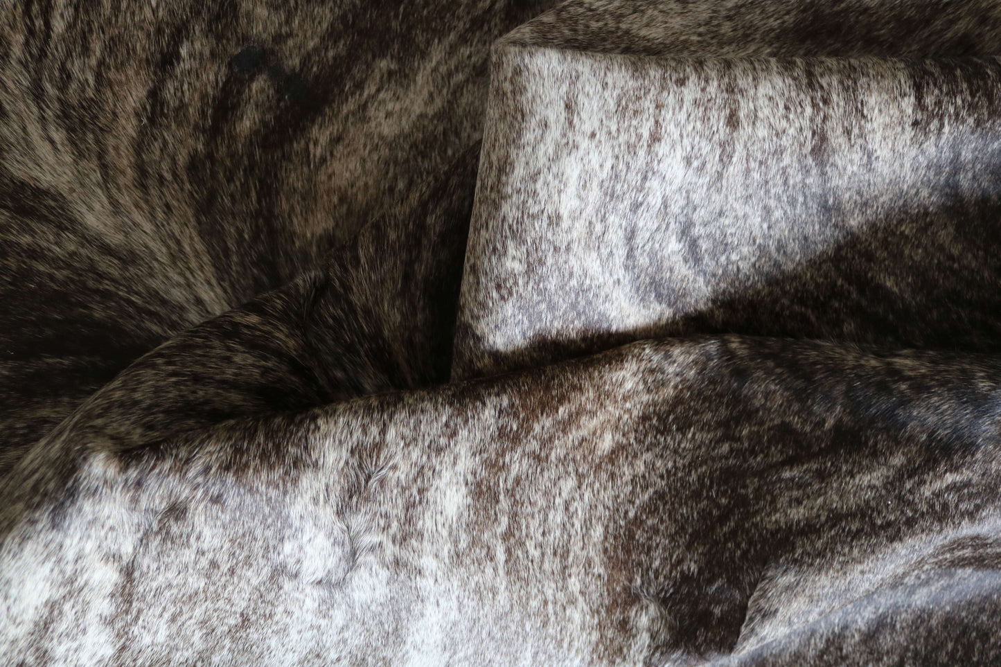 100271- Cowhide Rug  - Quebecuir Premium Collection