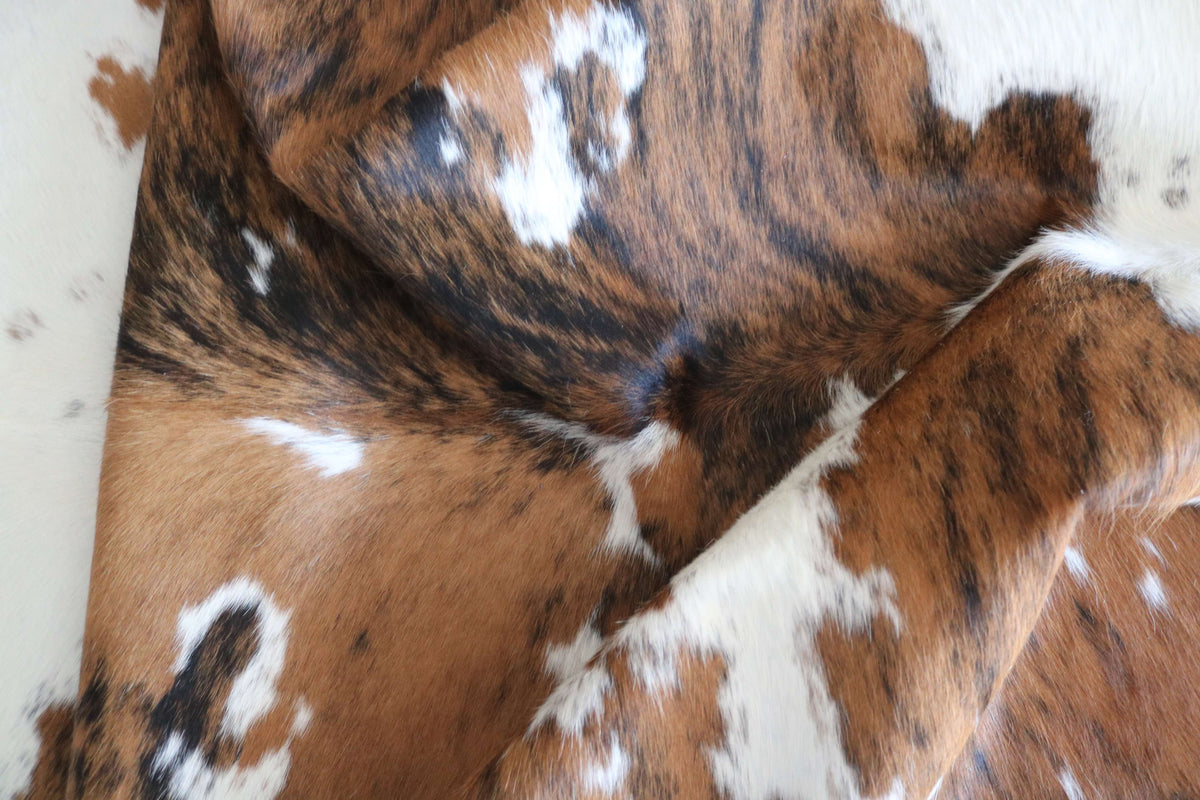 200694-   SIZE XXL TRICOLOR   Cowhide Rug - Quebecuir Premium Collection