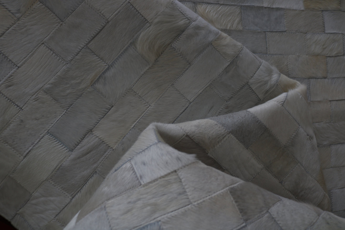 99005  Cowhide rug Tapis Peau de Vache   PATCHWORK Collection Quebecuir Premium