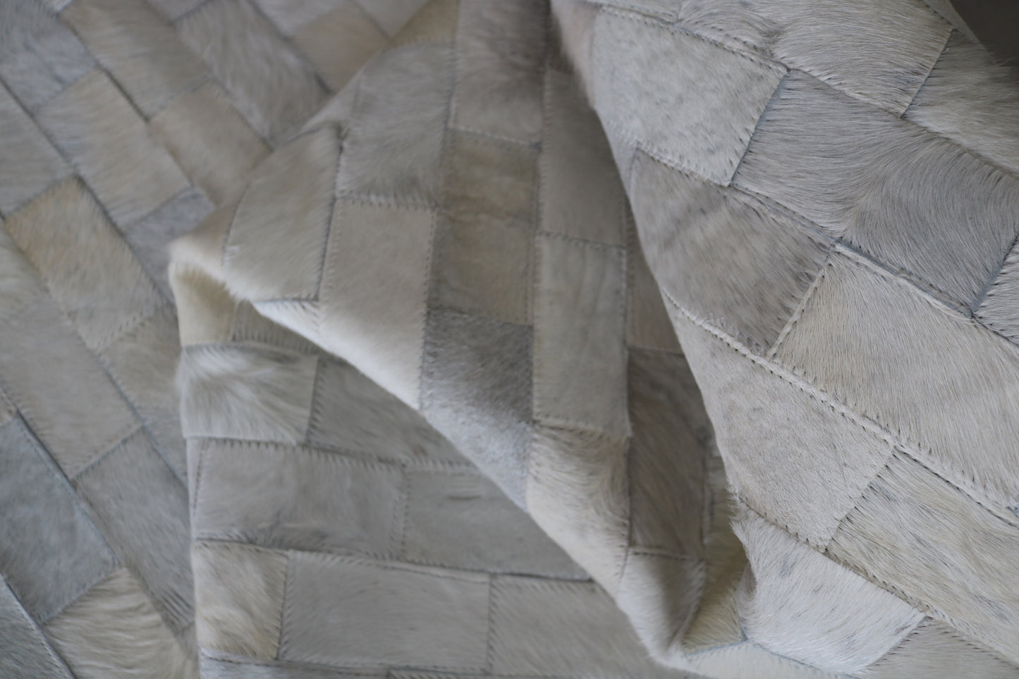 99005  Cowhide rug Tapis Peau de Vache   PATCHWORK Collection Quebecuir Premium