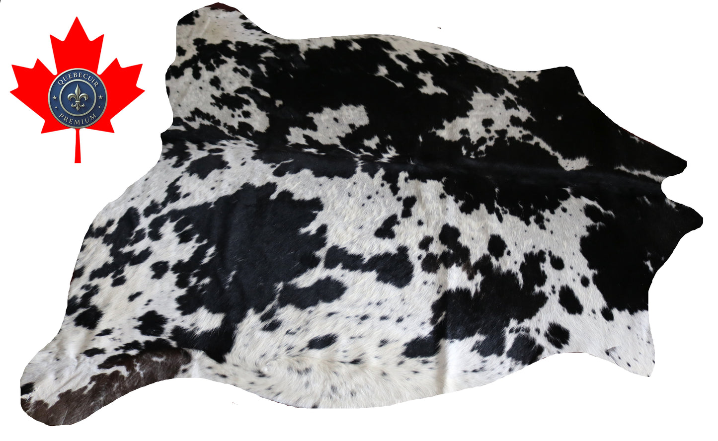 200347- Cowhide Rug Tapis Peau de Vache -Collection Quebecuir Premium