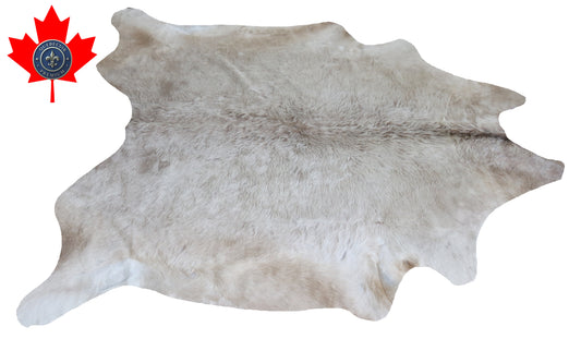 300055- Cowhide Rug Tapis Peau de Vache     Collection Quebecuir Premium