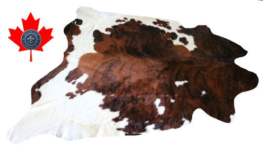 300076 - Cowhide Rug Tapis Peau de Vache -BIG SIZE XL Collection Quebecuir Premium