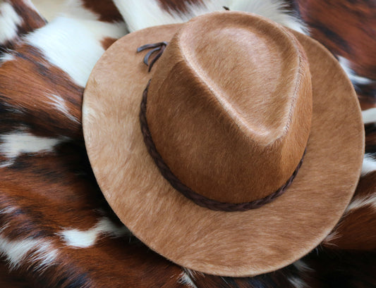 99100- Chapeau Hat  Collection Quebecuir Premium