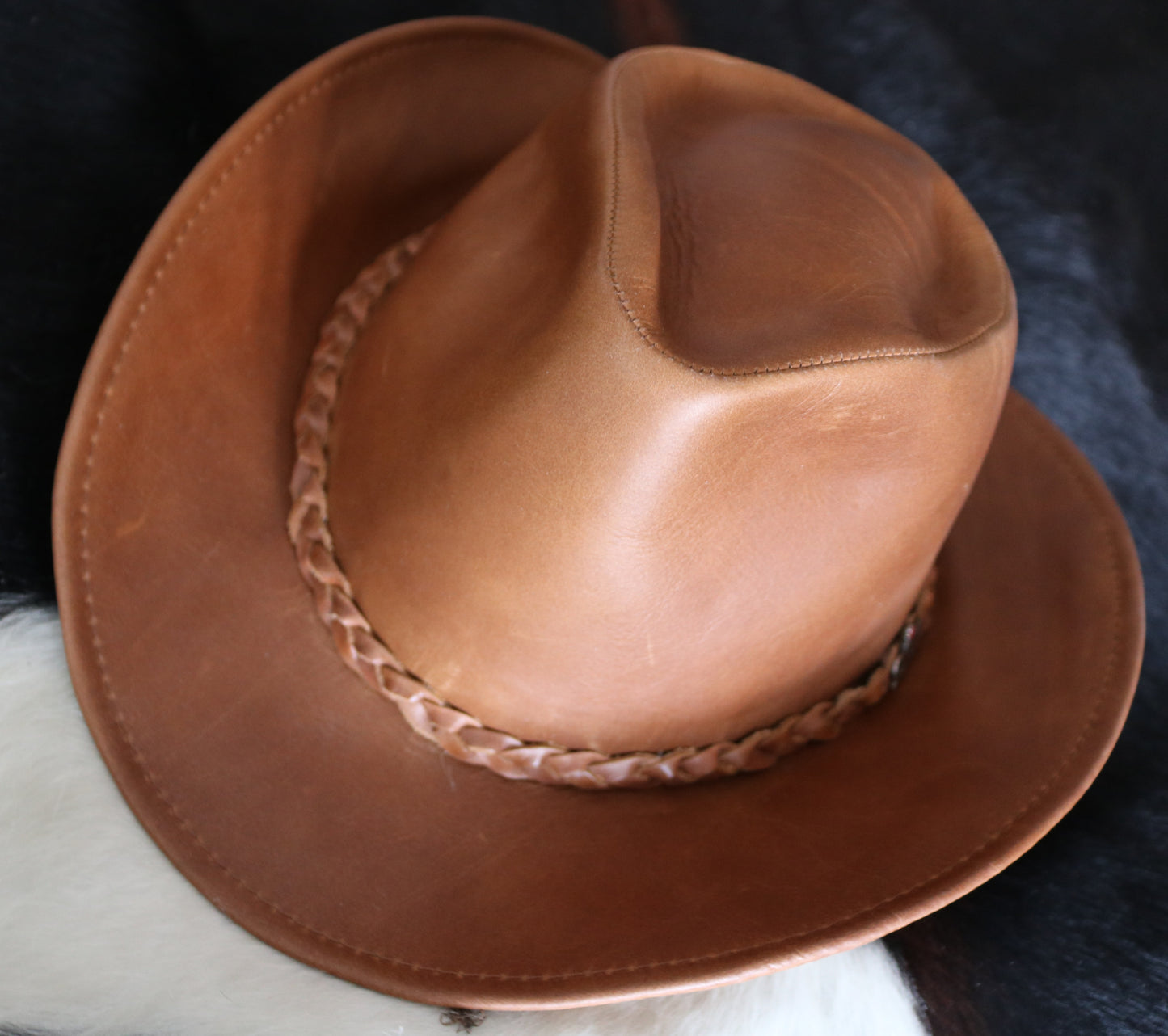 99108- Chapeau Hat  Collection Quebecuir Premium