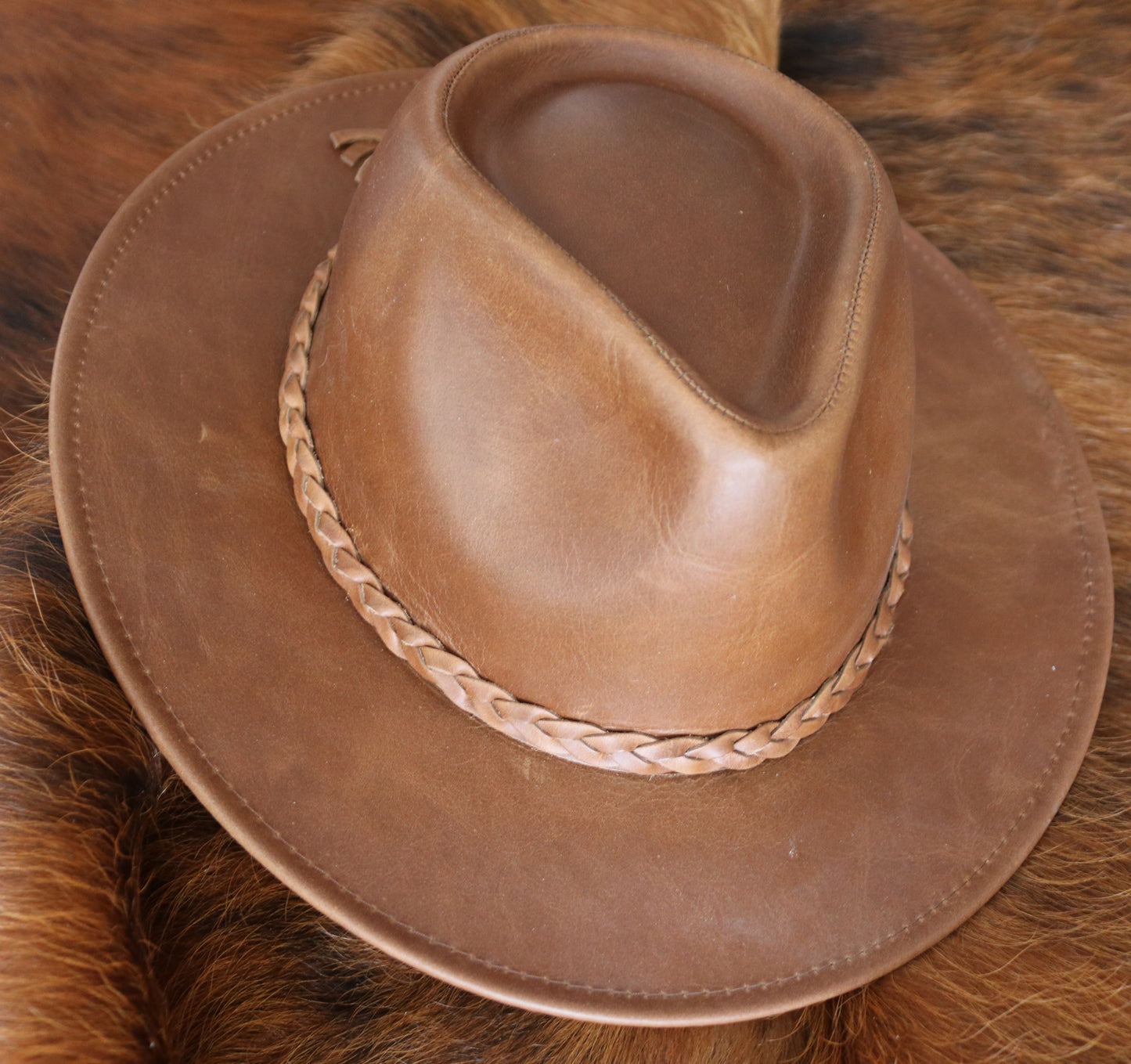 99113- Chapeau Hat  Collection Quebecuir Premium