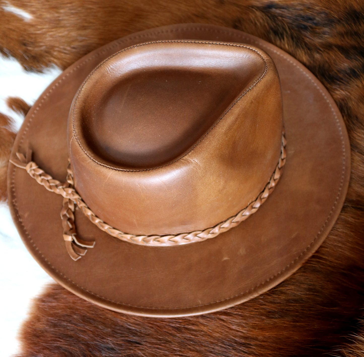 99113- Chapeau Hat  Collection Quebecuir Premium