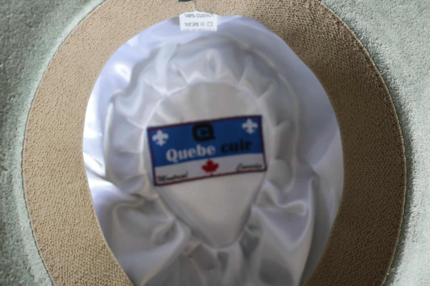 99122- Chapeau Hat  Collection Quebecuir Premium
