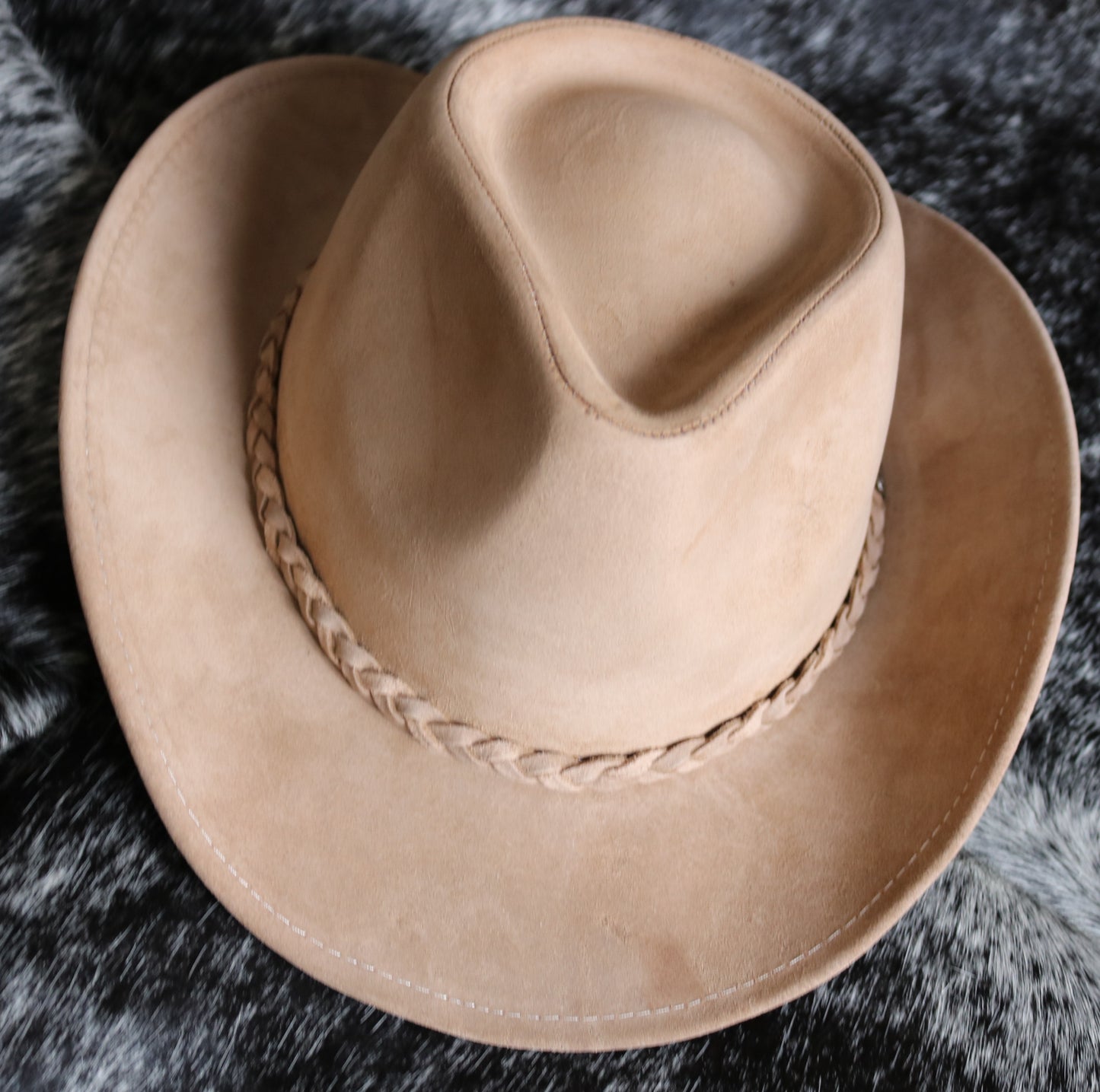 99130- Chapeau Hat  Collection Quebecuir Premium